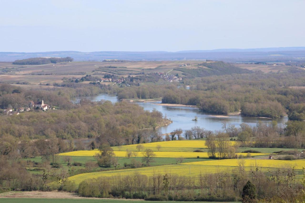 Chambre D'Hotes "Au Bord De Loire" La Marche Екстер'єр фото